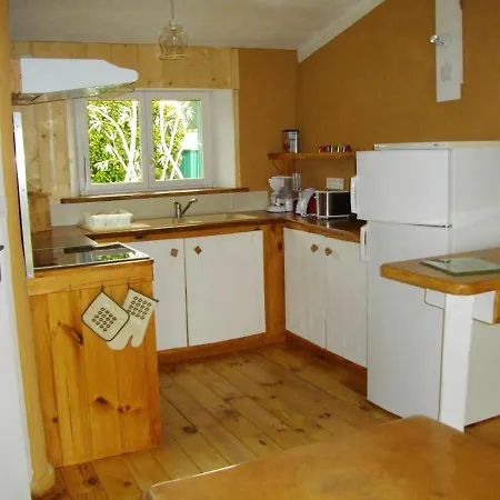 Dom wakacyjny Maison Cosy Avec Piscine Privee A Estibeaux 38 M² Estibeaux